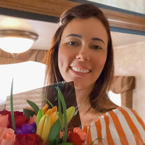 Meet your Posher, Marcela